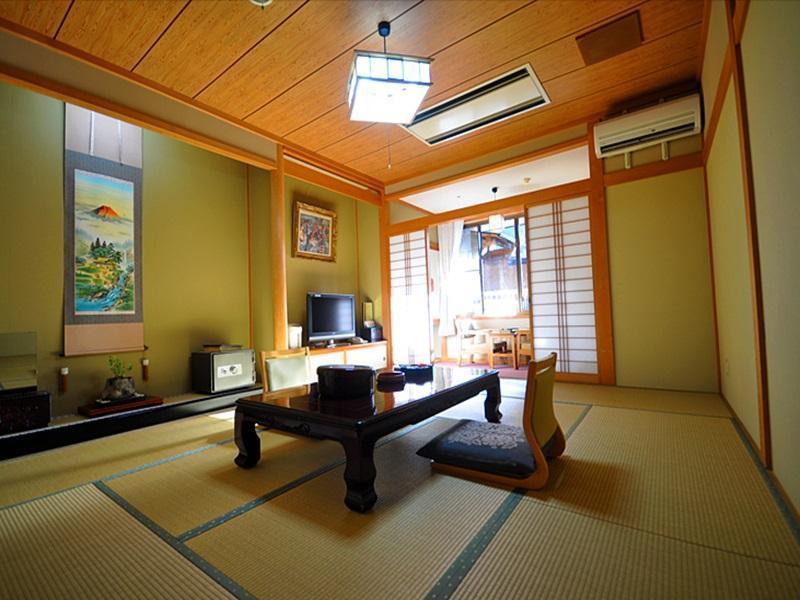 Ryokan Hida Beef Takayama  Exterior photo